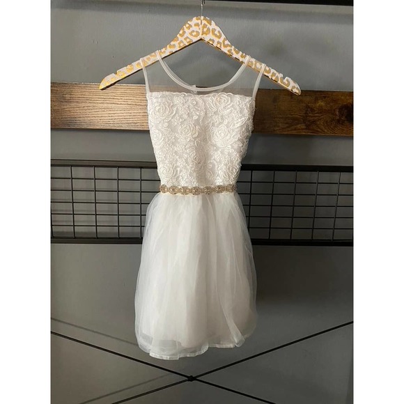 American Girl Other - American Girl White Tulle Dress | Size 7
